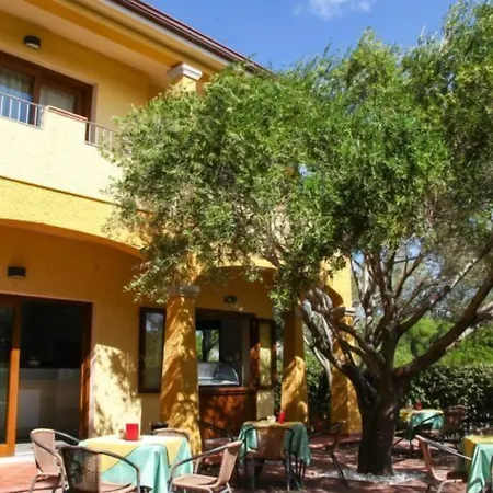 Lu Pitrali Hotel San Teodoro (Sardinia)