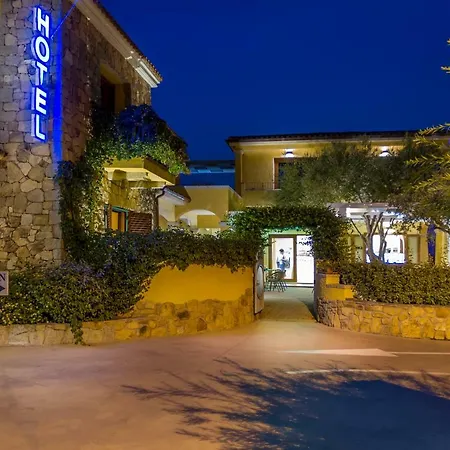 Hotel Lu Pitrali San Teodoro (Sardinia)