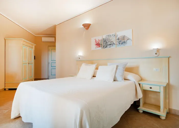 Hotel Lu Pitrali San Teodoro (Sardinia)